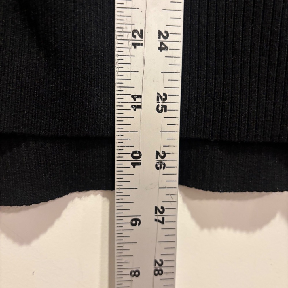 Banana Republic Womens Petite XS Black Long Sleeve Knit Crew Neck Sweater 54023 - Picture 7 of 7